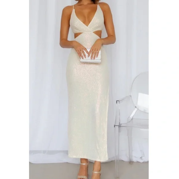 Hello Molly | Create The Spell Midi Dress - Picture 2 of 13